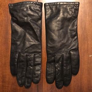 Liz Claiborne Leather Gloves
